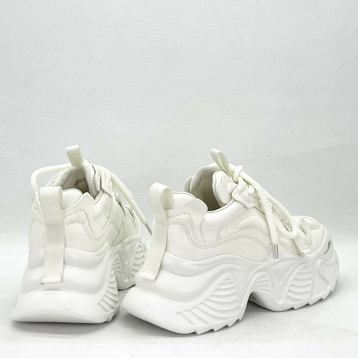 Sasha Fabiani WOMEN SNEAKERS