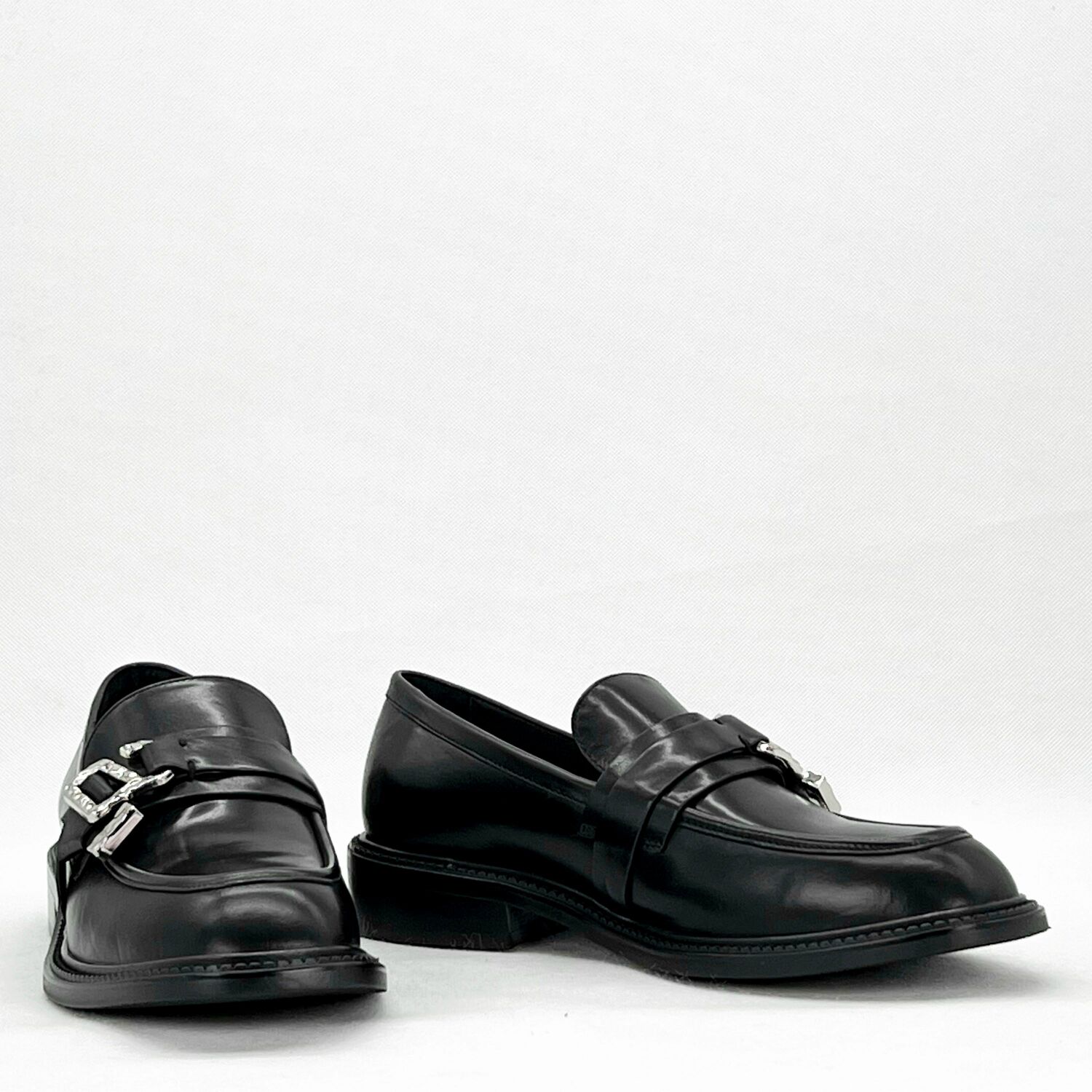 Sasha Fabiani WOMEN LOAFERS
