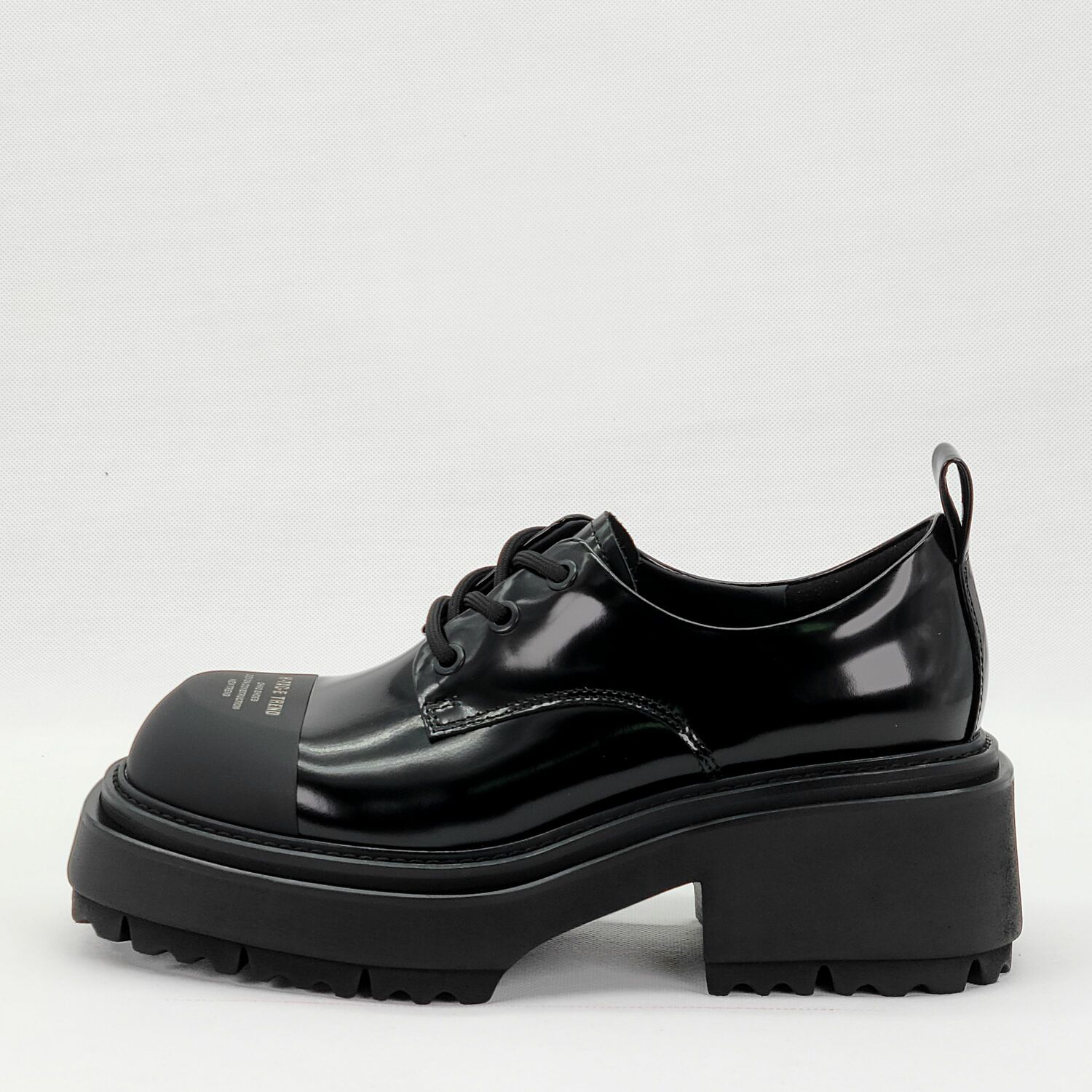 Sasha Fabiani WOMEN SHOES