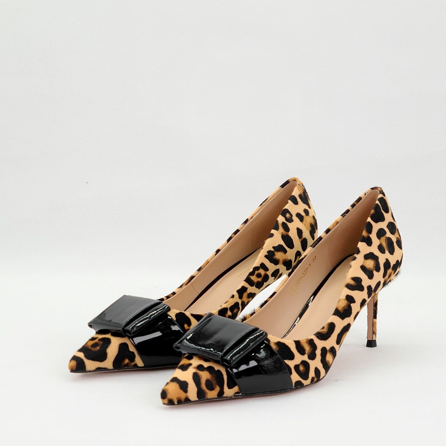 Sasha Fabiani HIGH HEELS