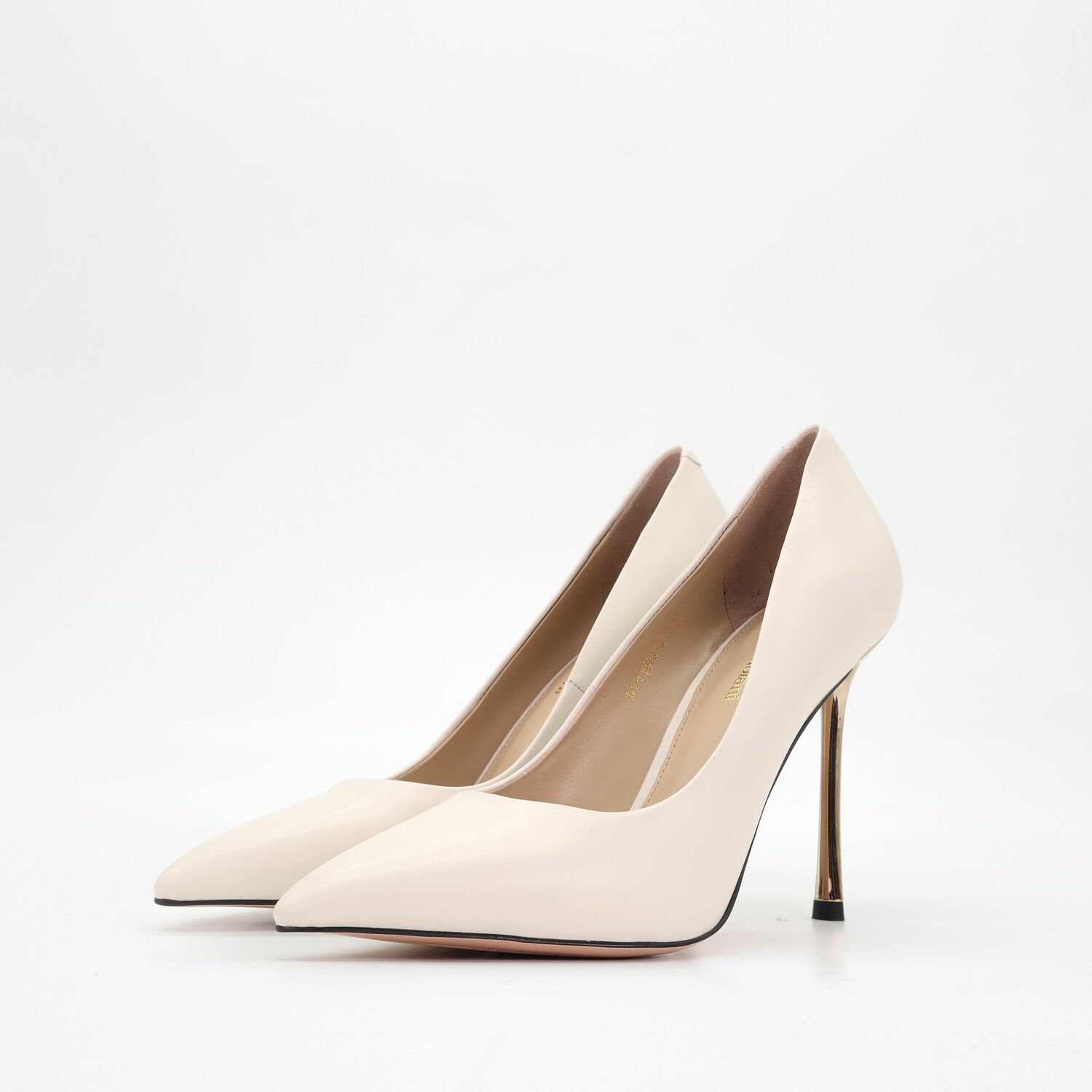 Sasha Fabiani HIGH HEELS
