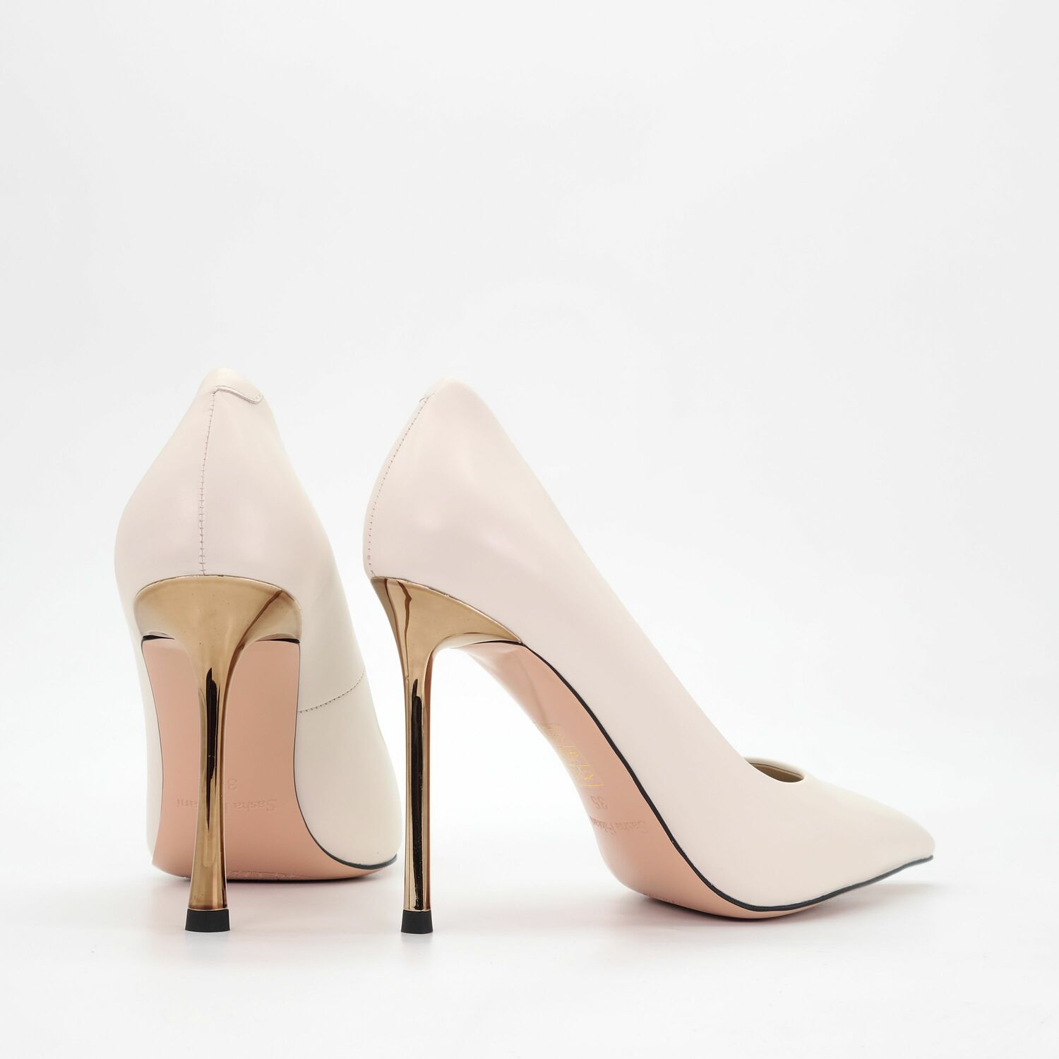 Sasha Fabiani HIGH HEELS