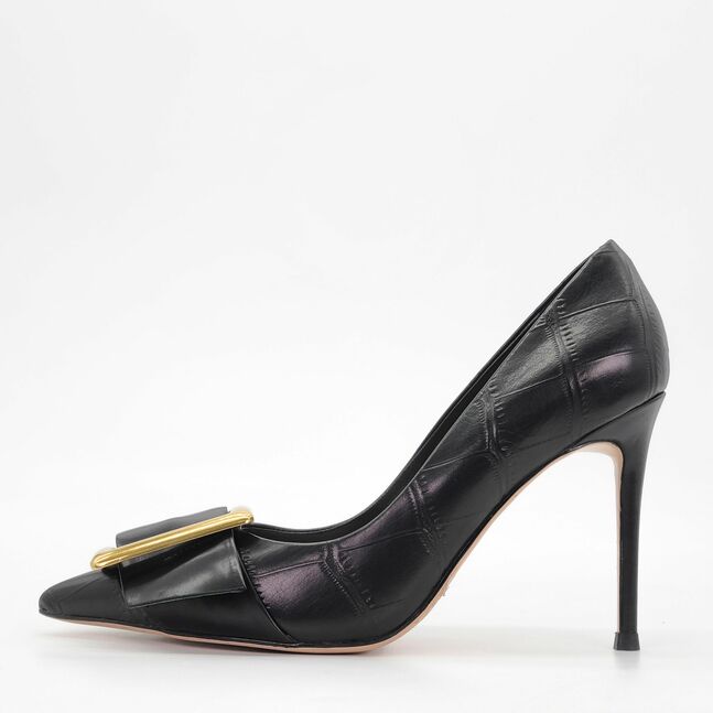 Sasha Fabiani HIGH HEELS