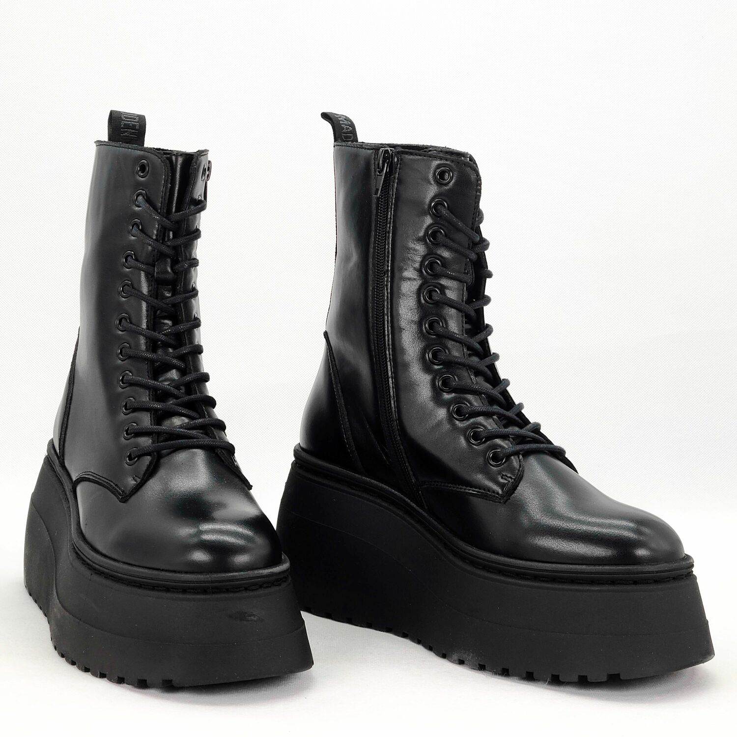 Steve Madden WOMEN COMBAT BOOTS