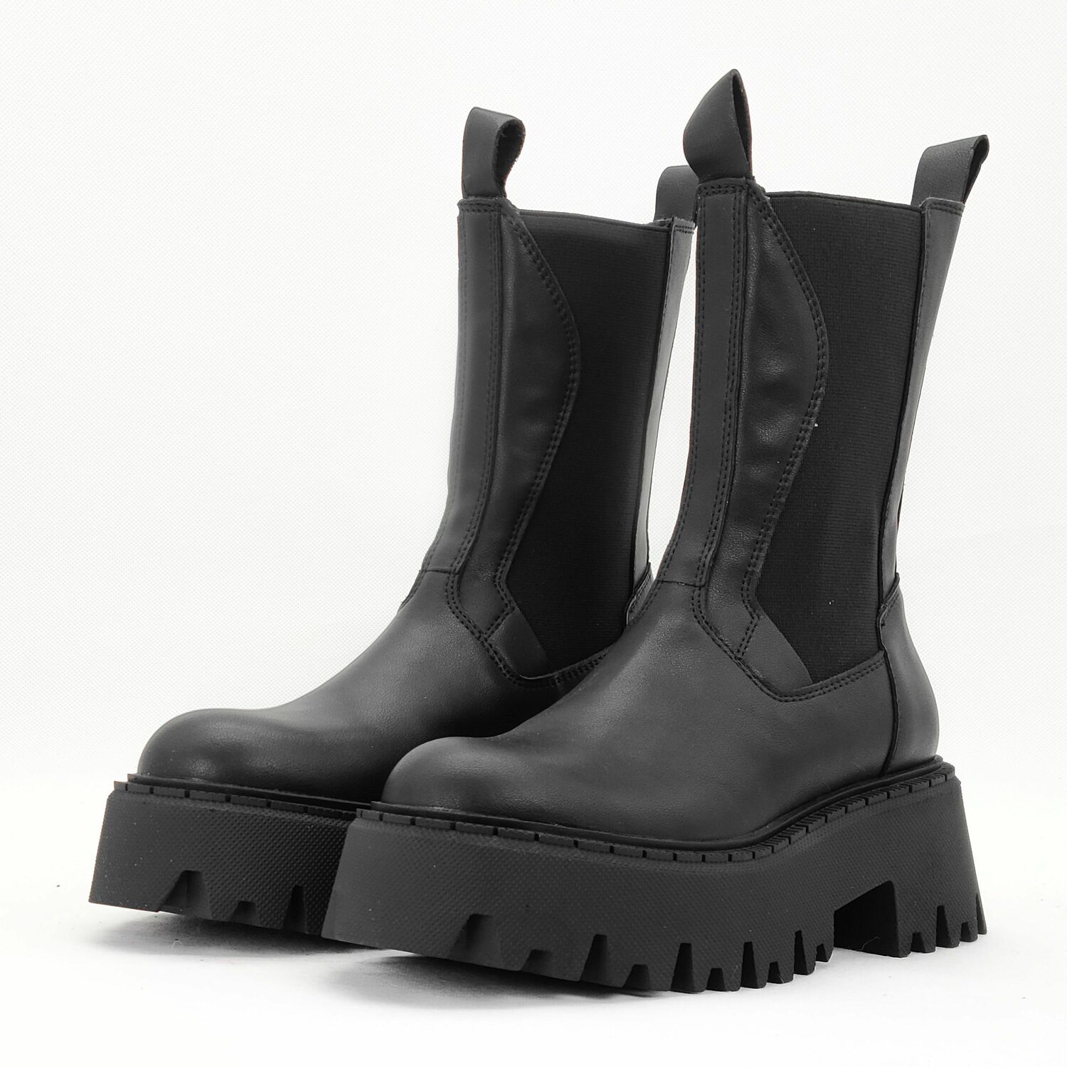 Steve Madden WOMEN CHELSEA BOOTS