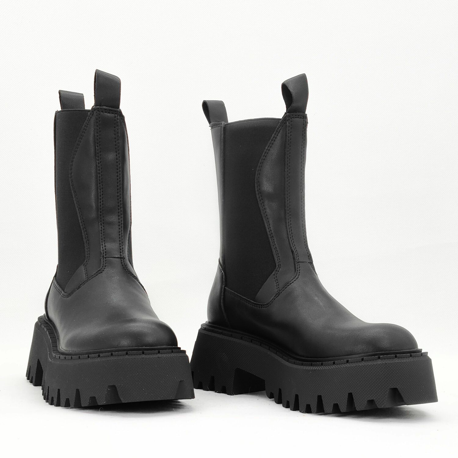 Steve Madden WOMEN CHELSEA BOOTS