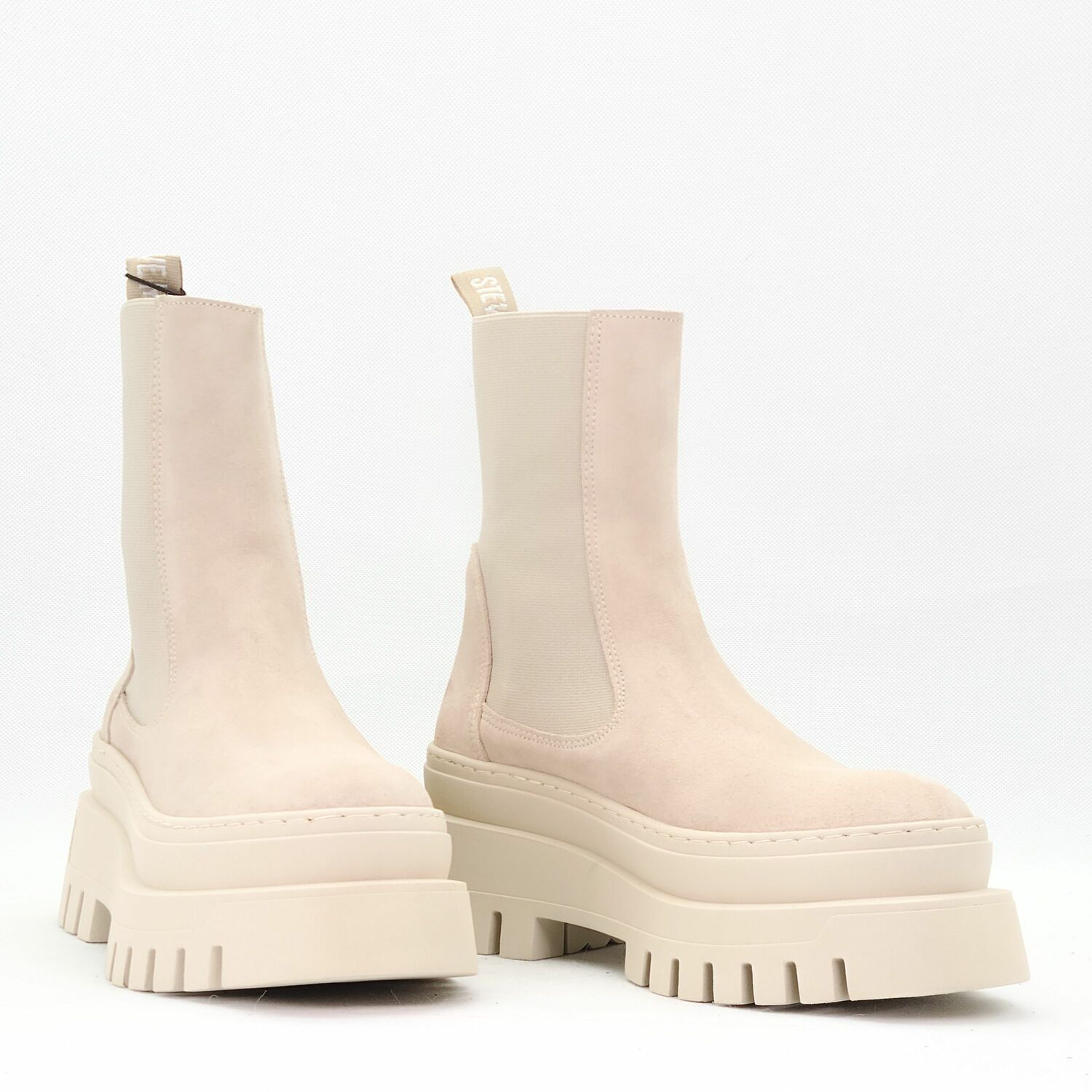Steve Madden WOMEN CHELSEA BOOTS