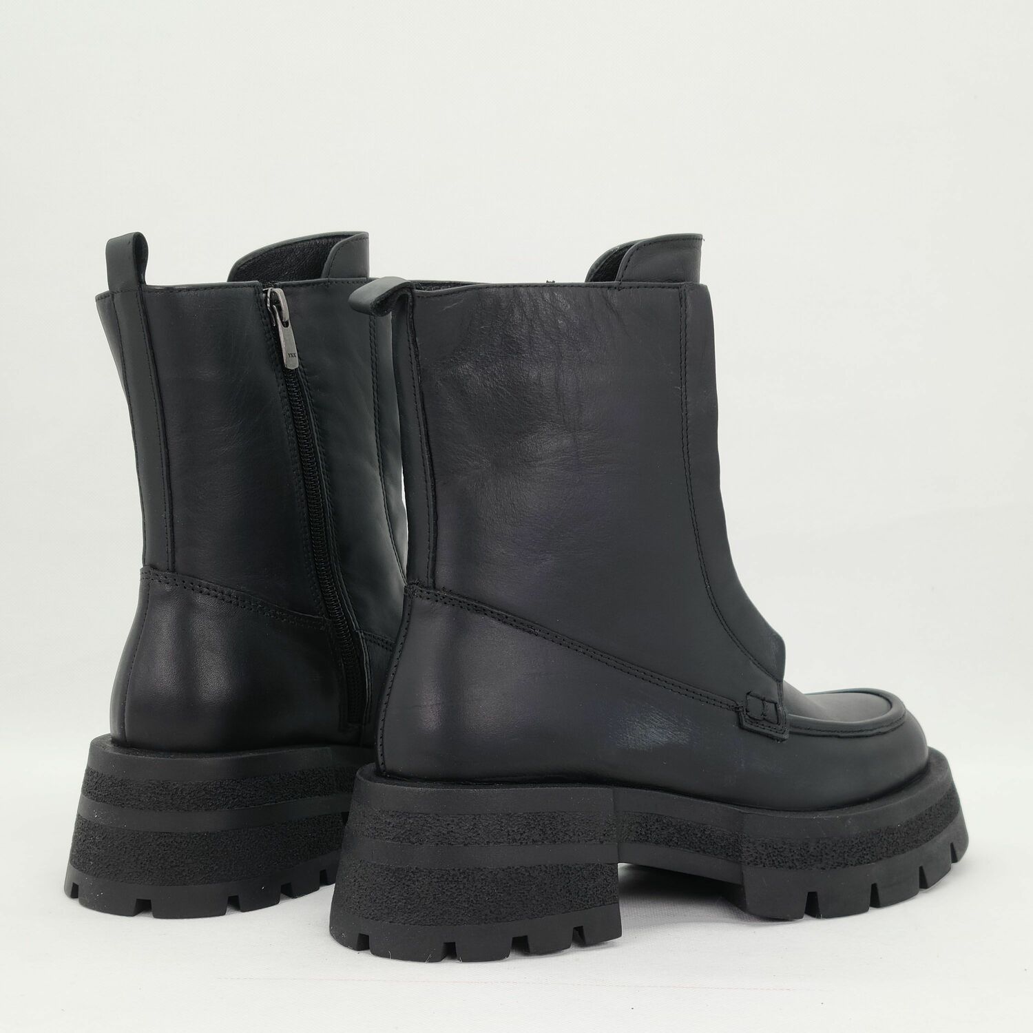 Tosca Blu WOMEN ANKLE BOOTS