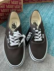 Vans authentic