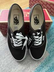 Vans authentic