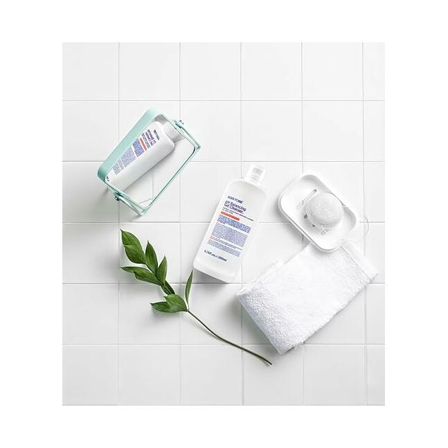 PH BALANCING GEL CLEANSER