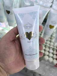 Японы алдарт jeunesse secret брэндийн chloe үнэртэй усны үнэртэй биеийн тос 150g