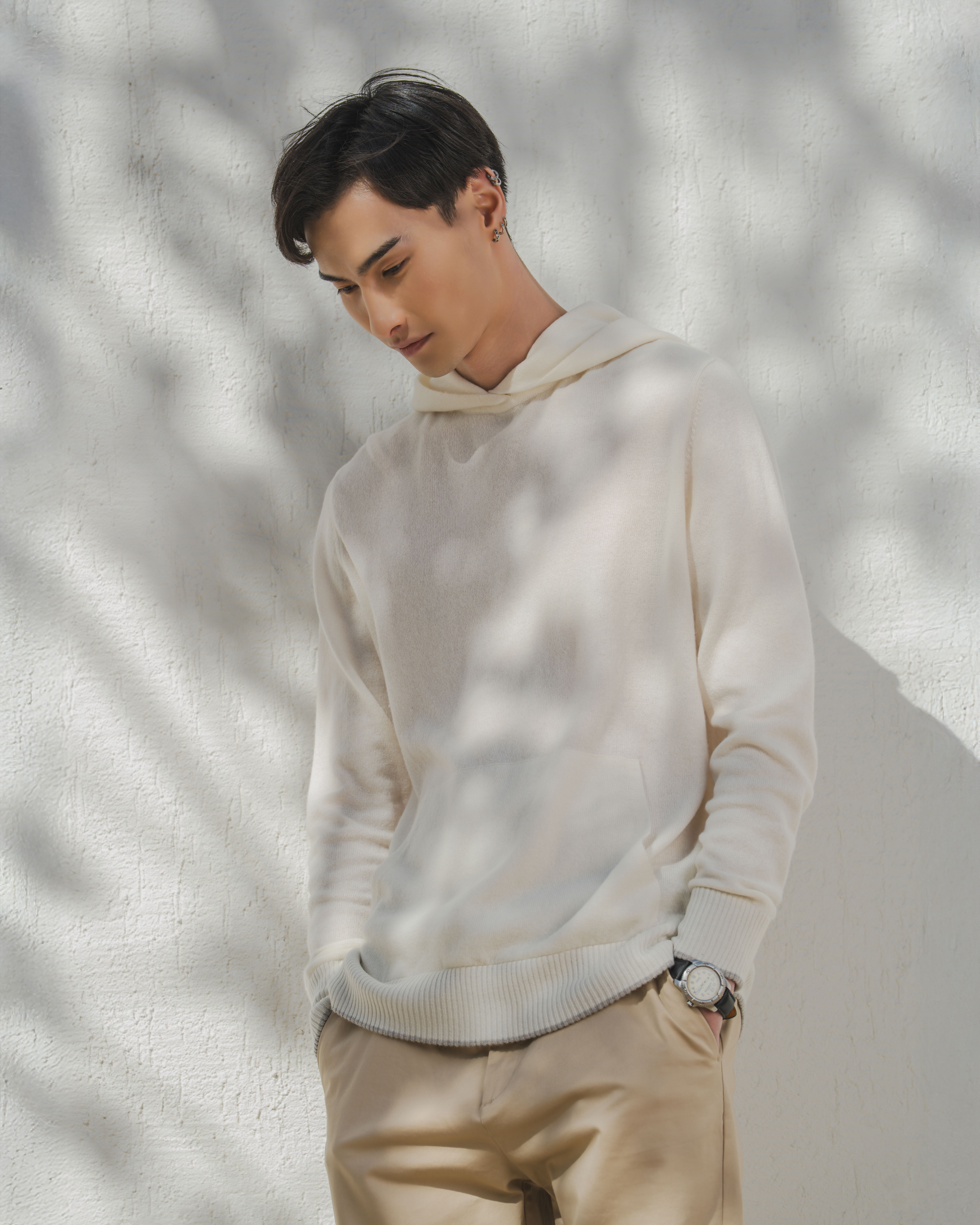 Эрэгтэй малгайтай цамц