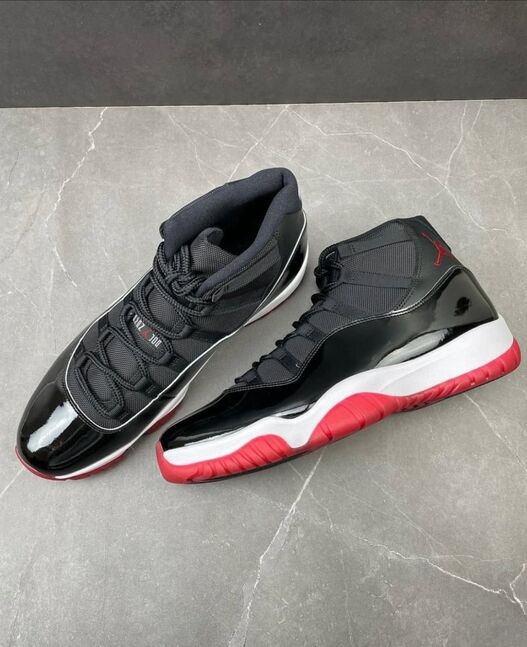 Jordan 11 retro bred