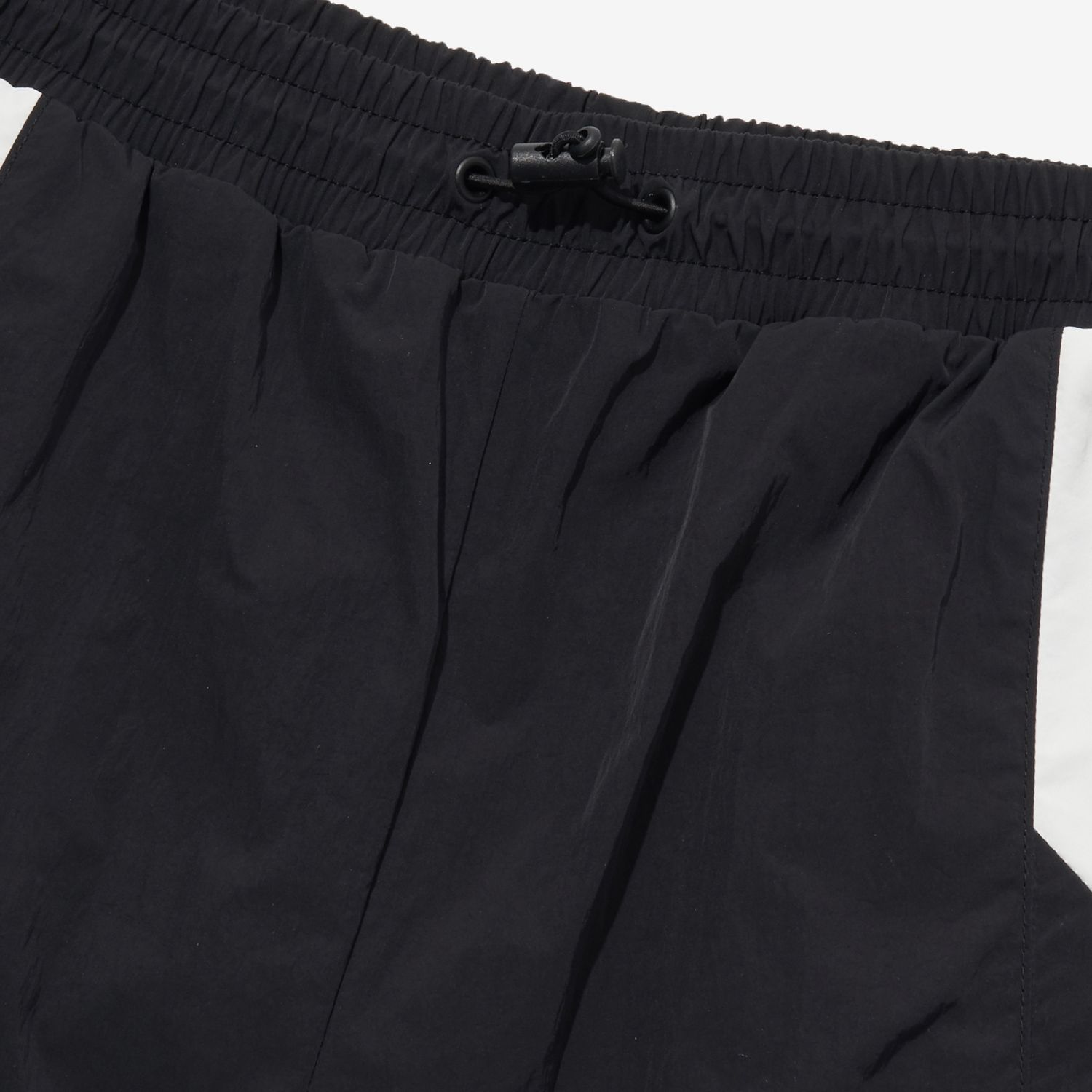 Women's Ellipse Short Shorts
