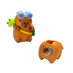 Үзүүрлэгч capybara 