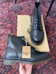 Dr. martens 101 smooth leather mono 36, 38 