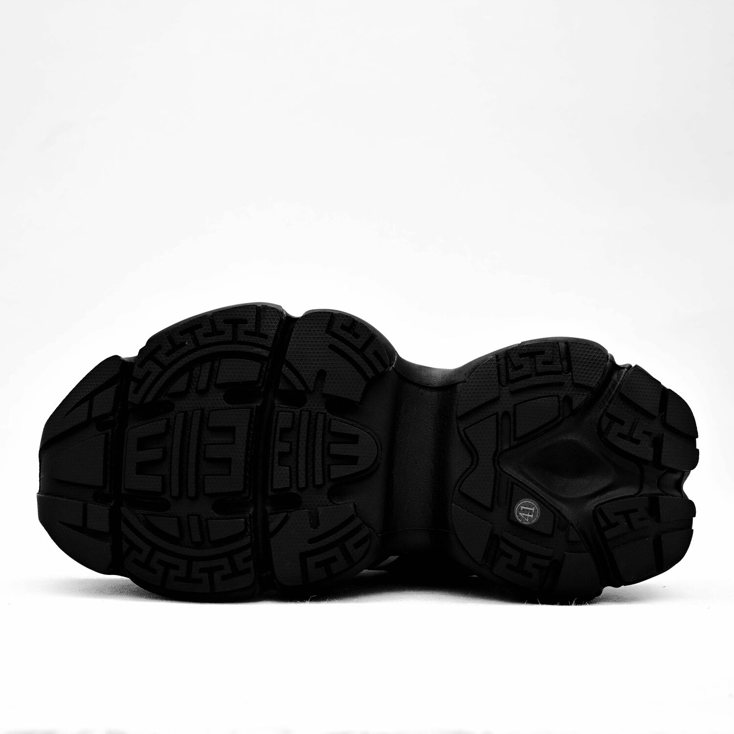 CINDY C ERIC MEN SNEAKERS