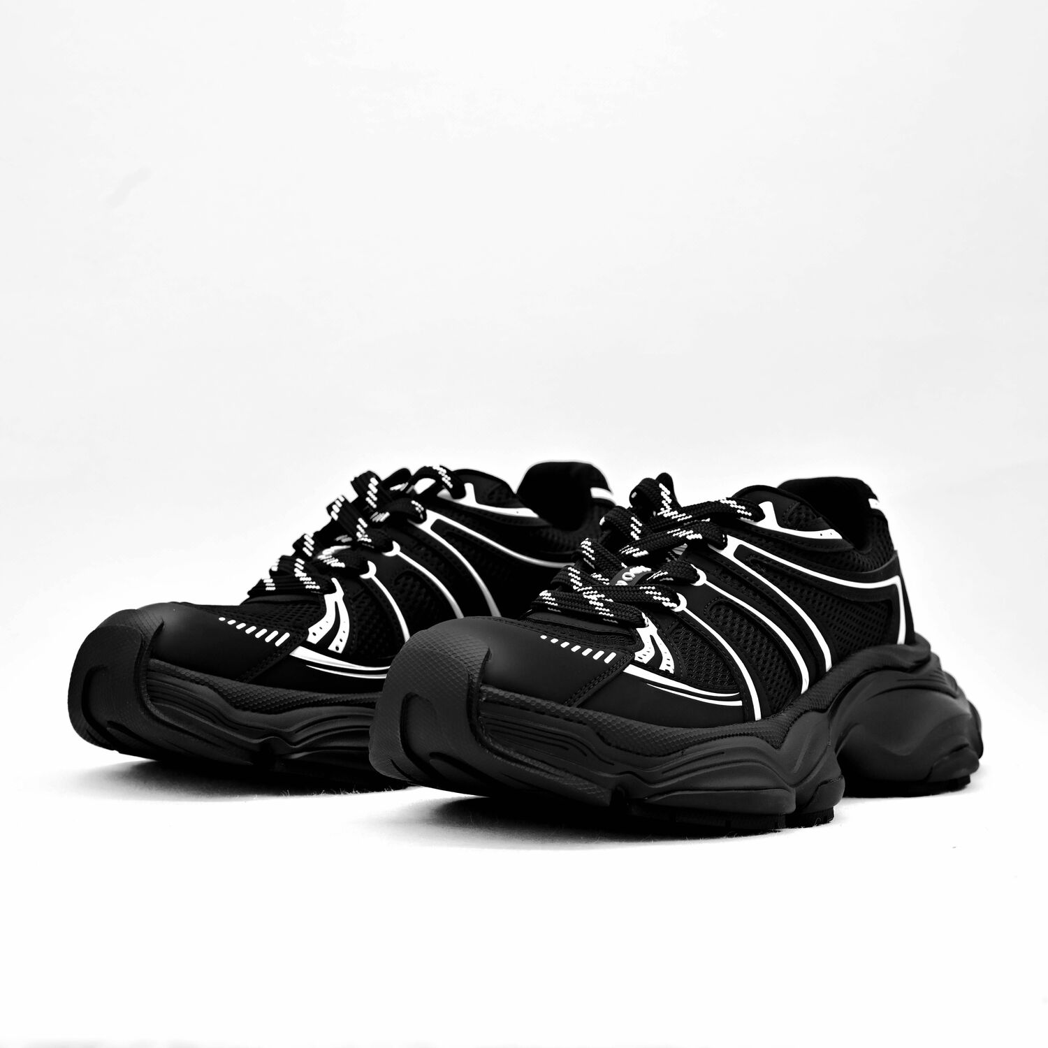 CINDY C ERIC MEN SNEAKERS