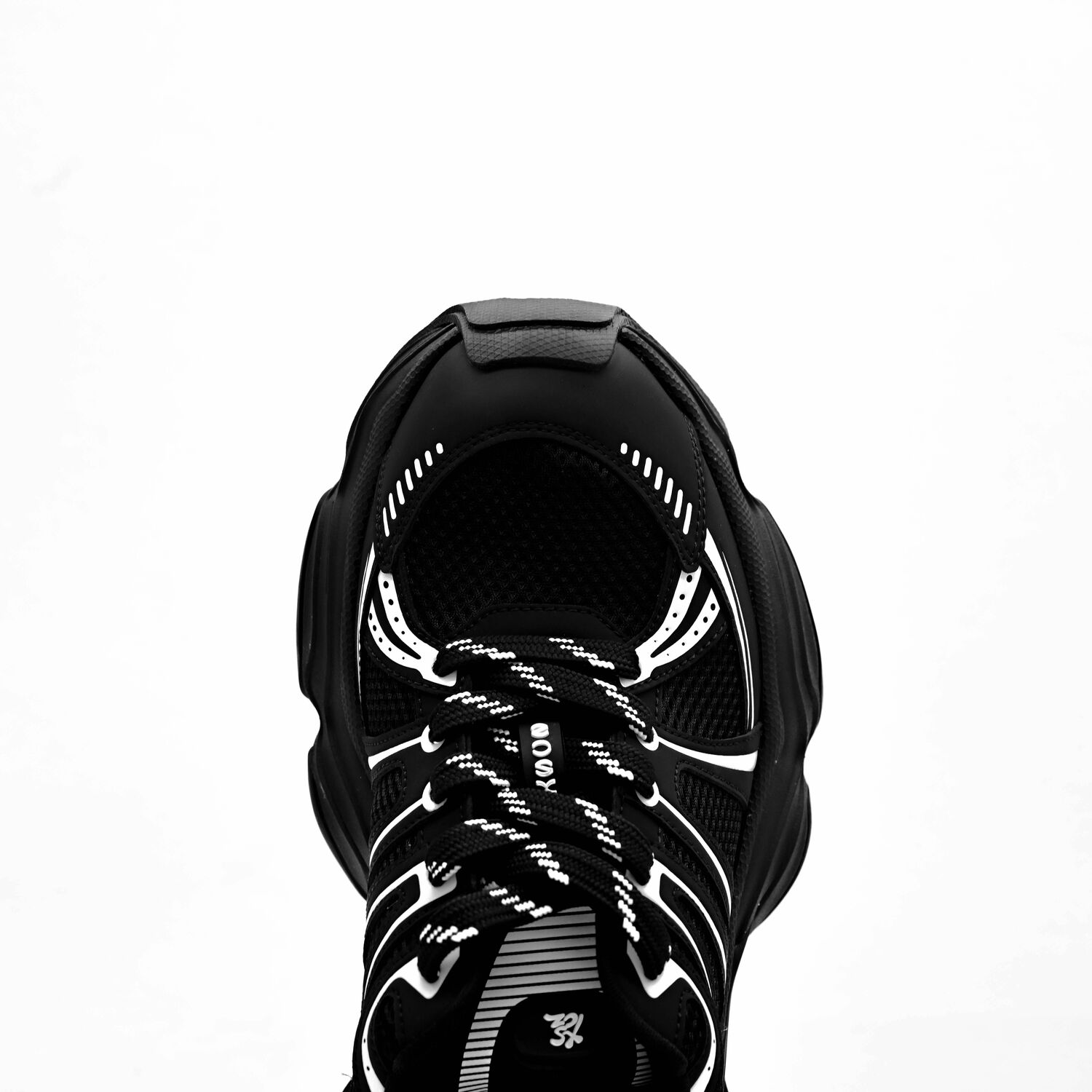 CINDY C ERIC MEN SNEAKERS