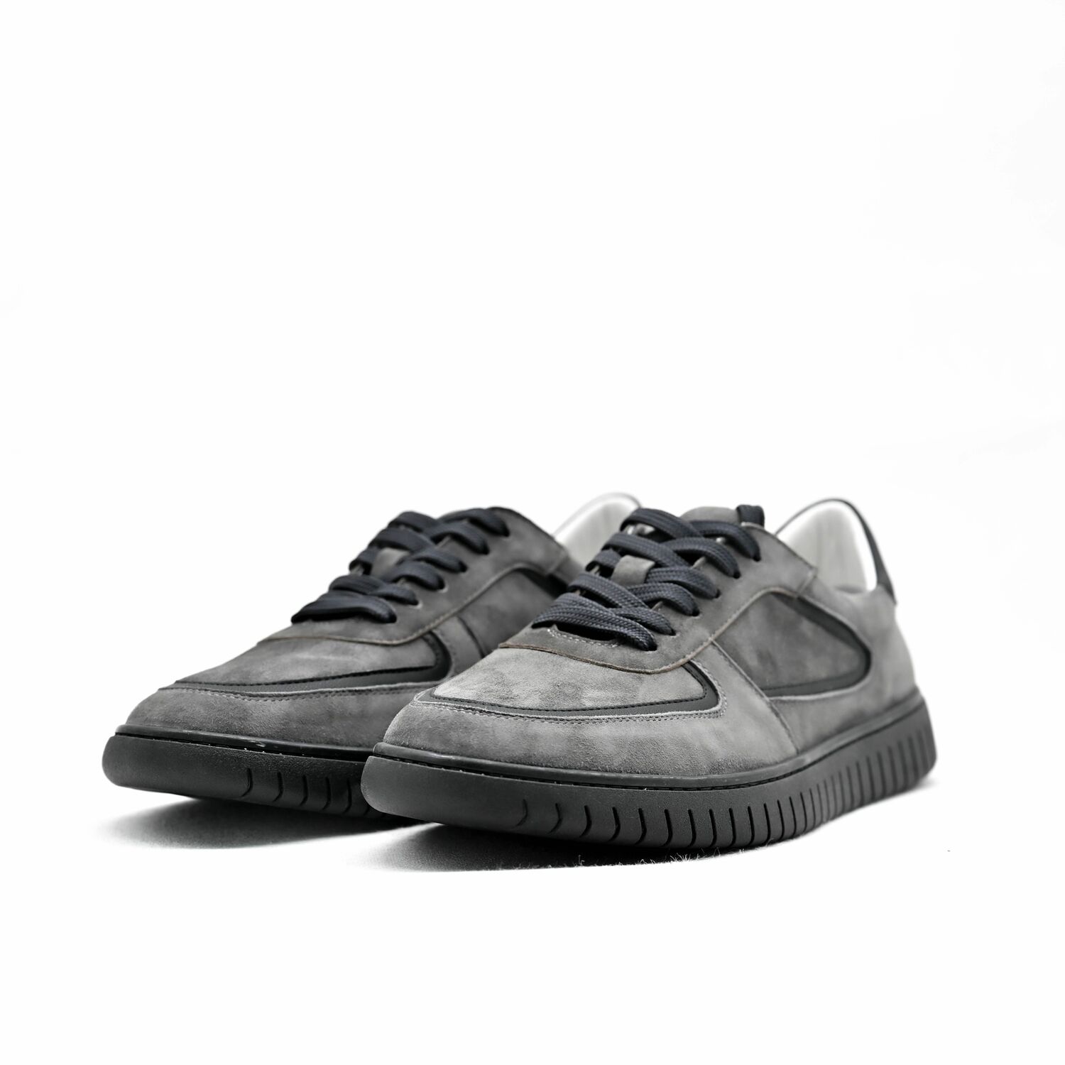 CINDY C ERIC MEN SNEAKERS