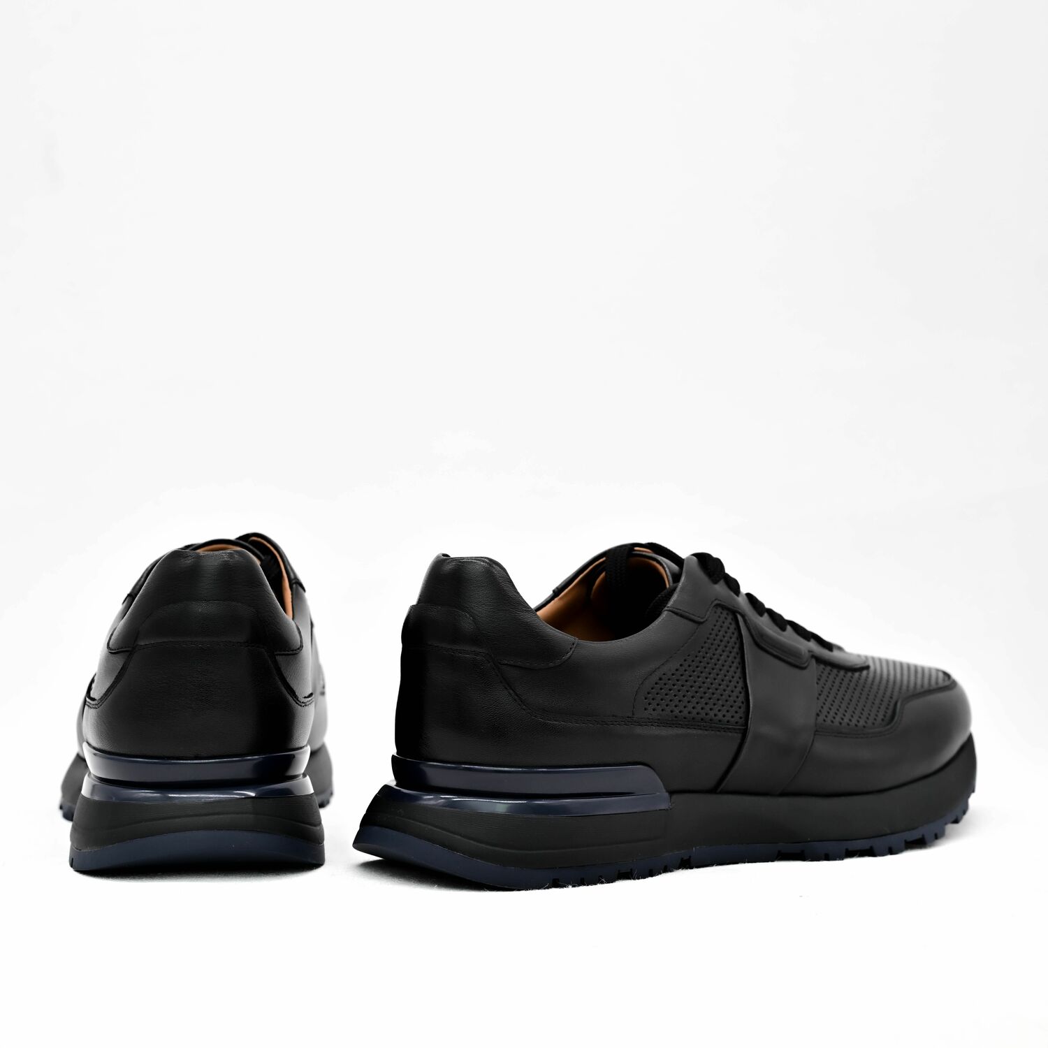 CINDY C ERIC MEN SNEAKERS