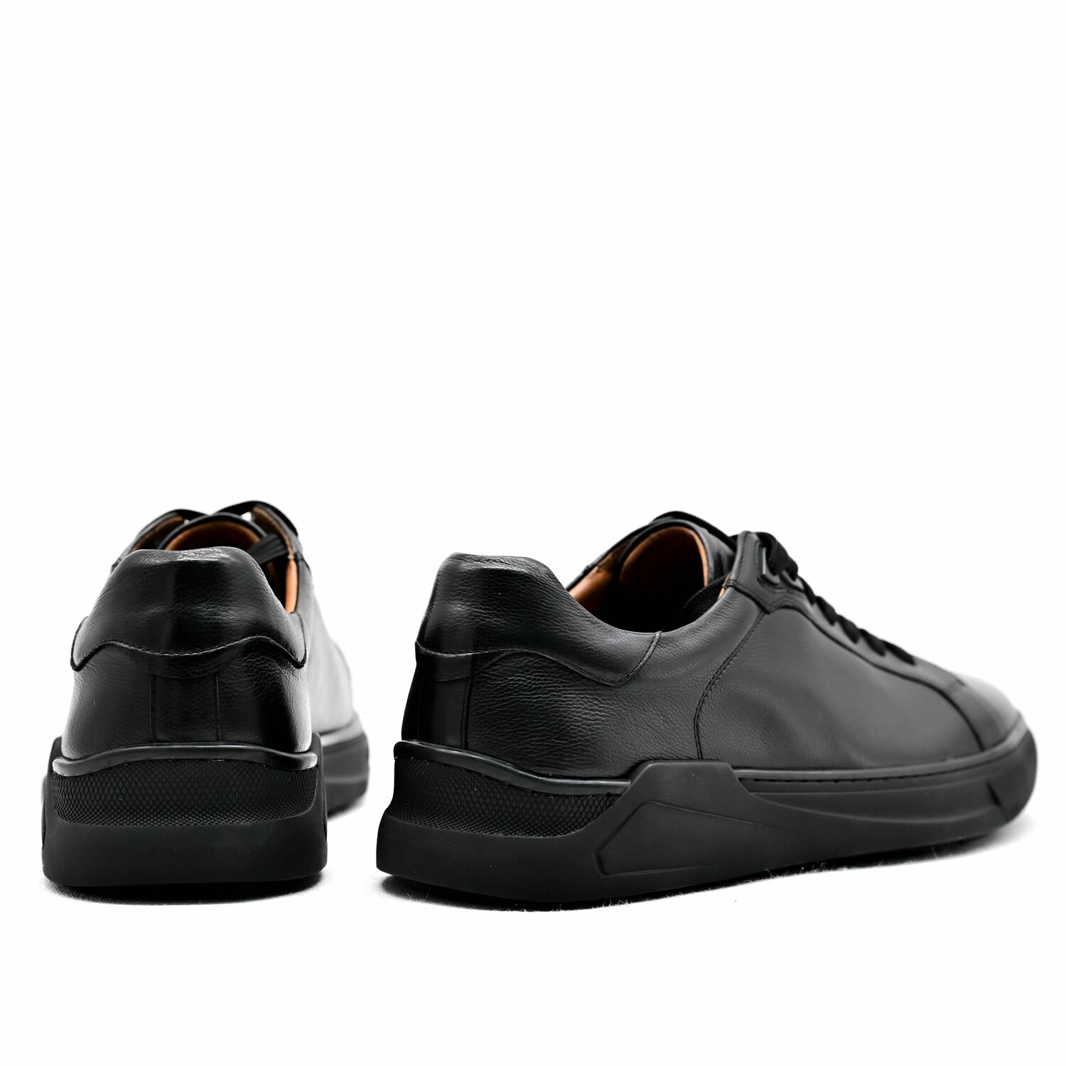 CINDY C ERIC MEN SNEAKERS