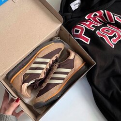 Adidas sl72
