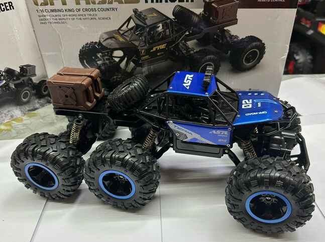 6x6 