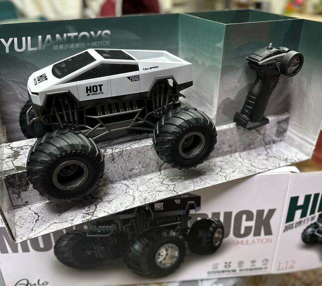 4x4 