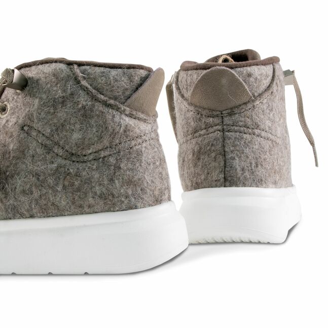 Натурал саарал хагас түрийтэй эсгий кет /sneakers/