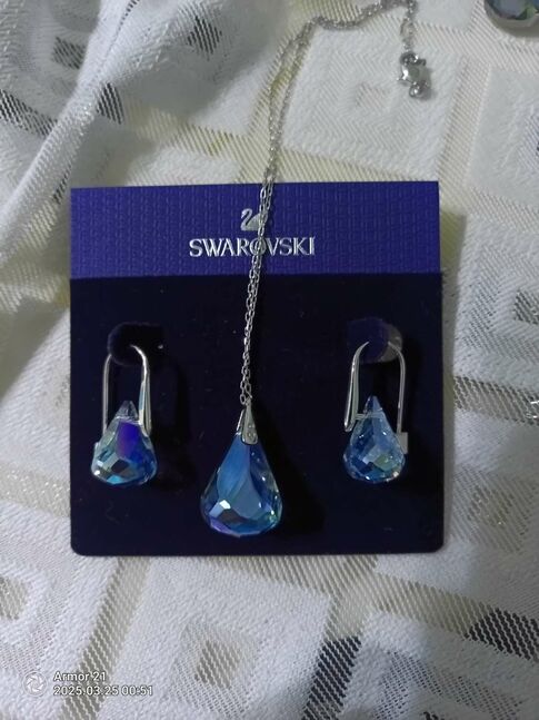 Swarovski lunar hoslol сваровски лунар хослол