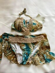 Бикини, усны хувцас