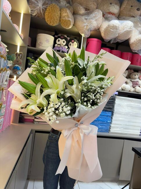 White lily bouquet