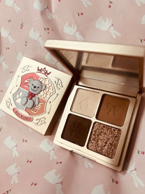 Eyeshadow 