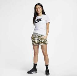 Nike Basic White T-Shirt
