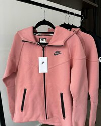 Nike Tech Fleece Windrunner Hoodie (Бодит зураг)