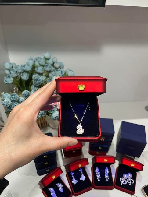 S925 сорьцтой мөнгөн зүүлт
