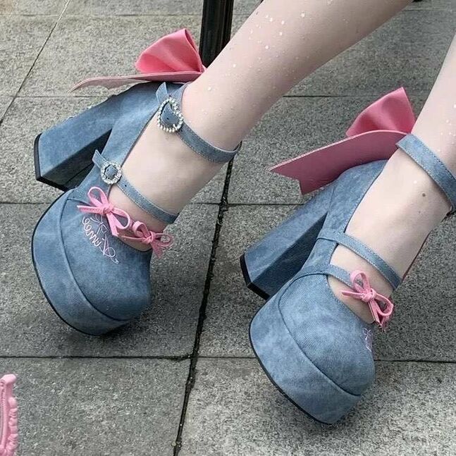 Lolita barbie pink high heels