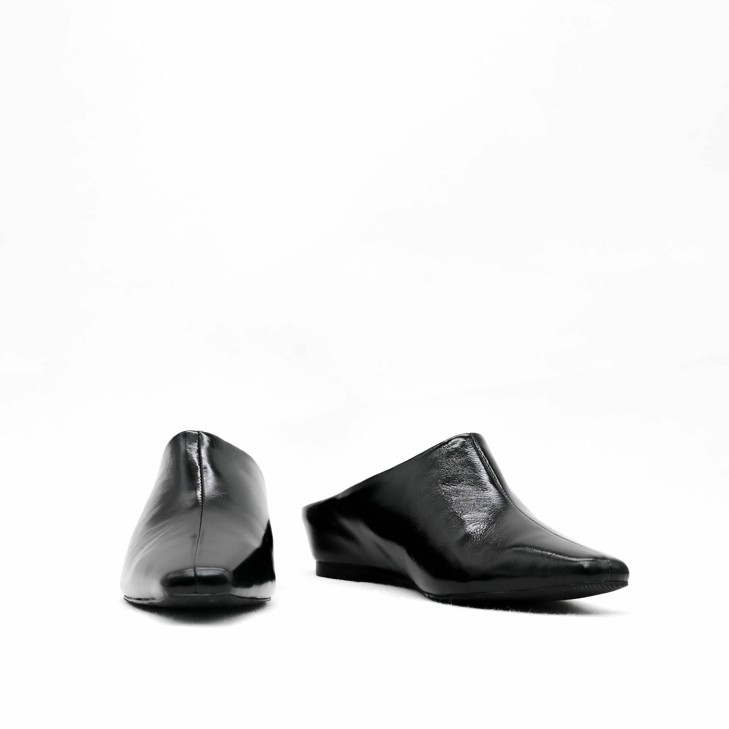 CINDY C ERIC WOMEN SLIPPERS