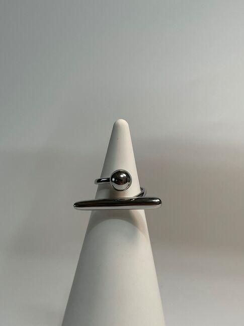 Титан ган бөгж