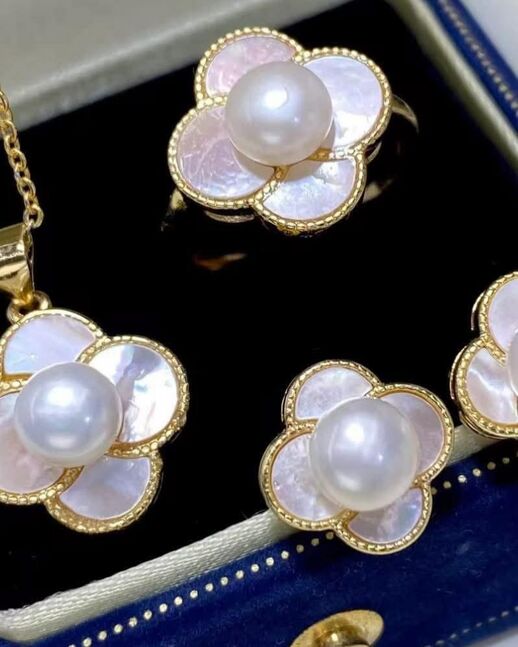 Байгалийн сувдан хослол 