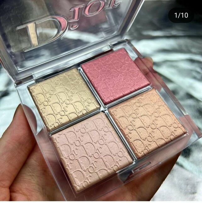 Dior face pallete 004