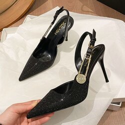 Шигтгээтэй чамин өсгийт