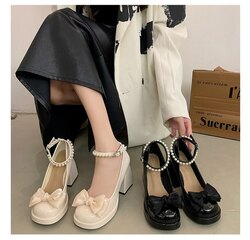 Лакан өргөн өсгийт