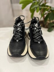 Naked wolfe size 38