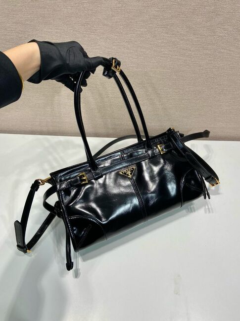 Prada bonnie арьсан цүнх