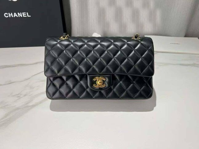 Chanel - classic 11.12 арьсан цүнх