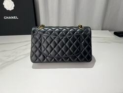 Chanel - classic 11.12 арьсан цүнх