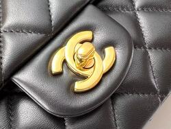 Chanel - classic 11.12 арьсан цүнх